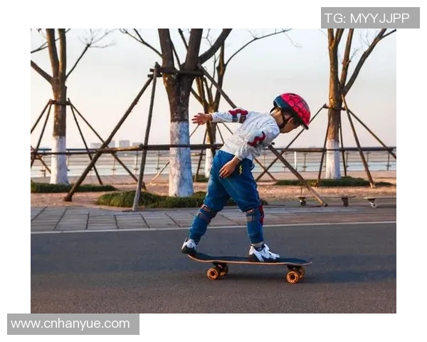 武汉滑板队的盯防战术解析与实战应用探讨 武汉滑板队的盯防战术解析与实战应用探讨